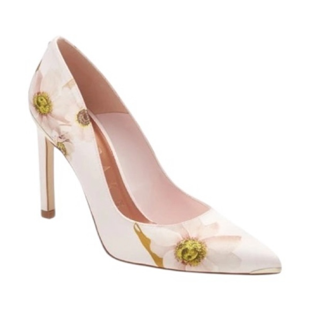 NIB Ted Baker Melnipic Pump in Light Pink Sz 37 Sz 6.5 - Picture 1 of 16